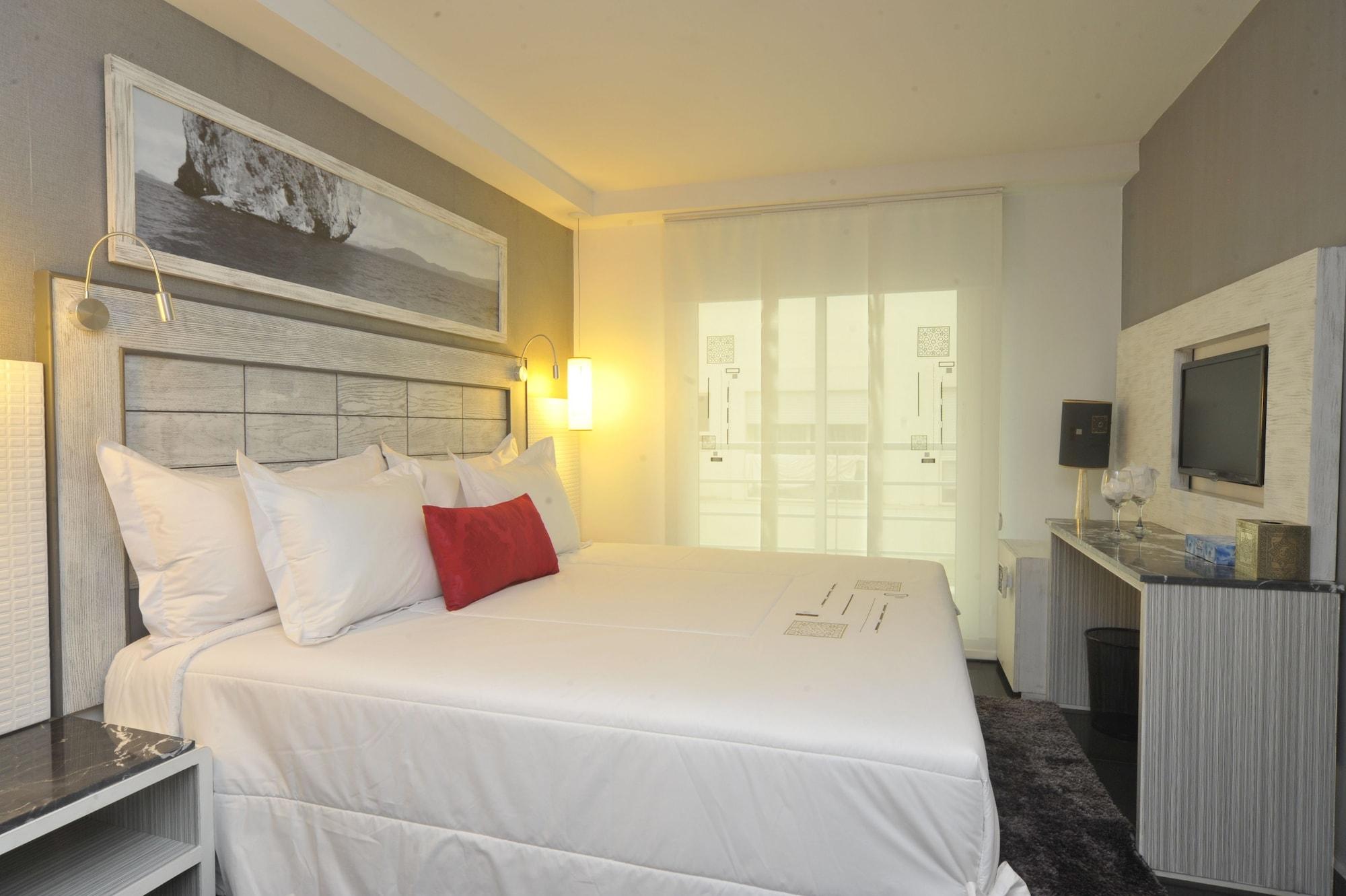 Le Trianon Luxury & 4*